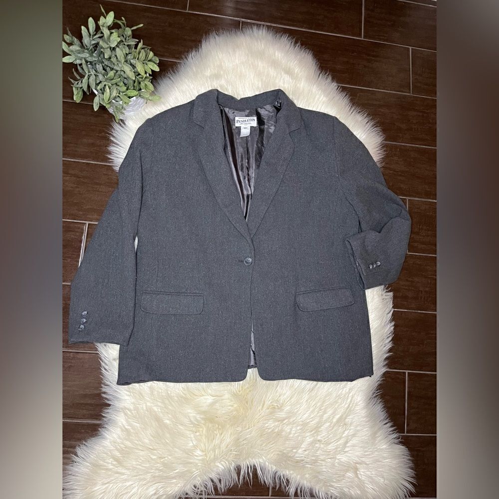 Pendleton 100% virgin wool grey blazer sz 18W